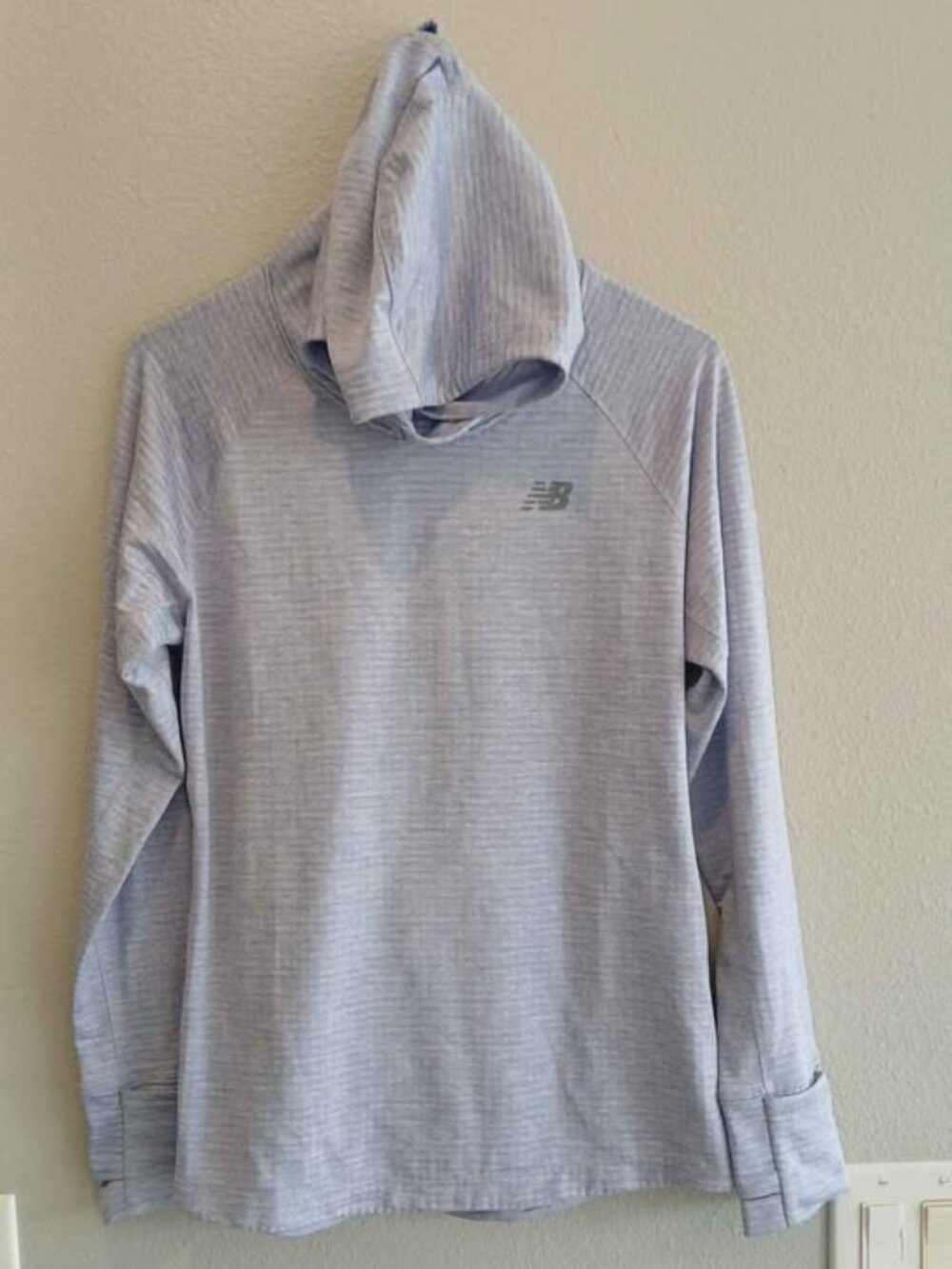 New balance running sweatshirt purple athletic workout shirt